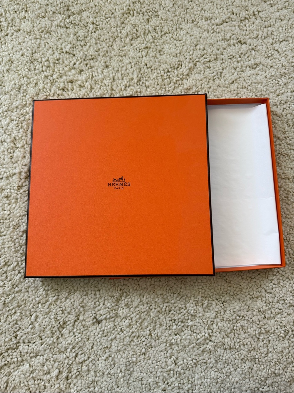 New Hermes box scarf square lid authentic EMPTY 9.5” tissue paper